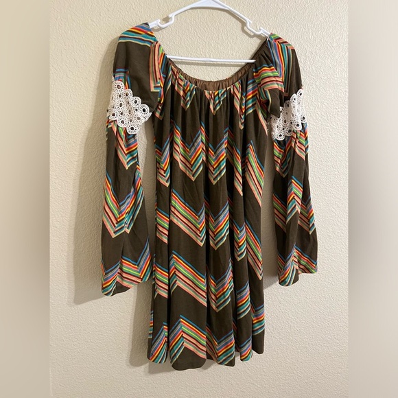 Multicolor Chevron Pattern Dress - Picture 2 of 9